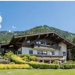 Апартаменты Haus Wenger Mountain View & Swimming Pool