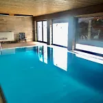 Haus Wenger Mountain View & Swimming Pool Капрун