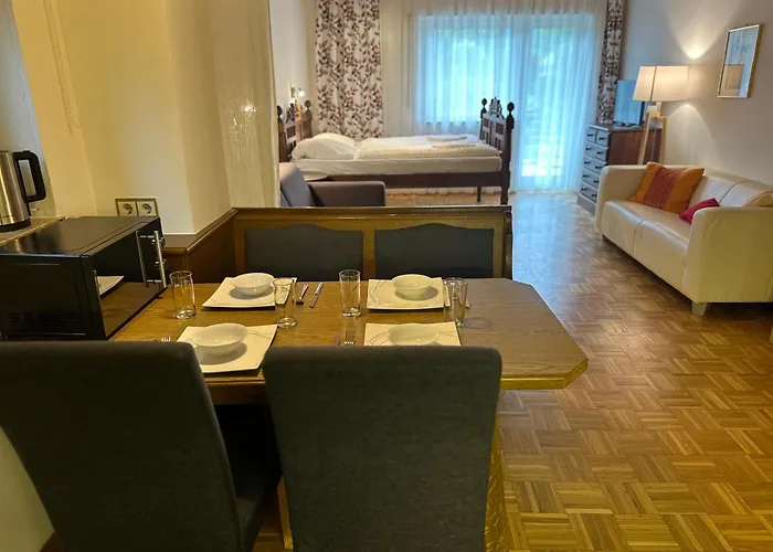 Haus Wenger Mountain View & Swimming Pool דירה קפרון